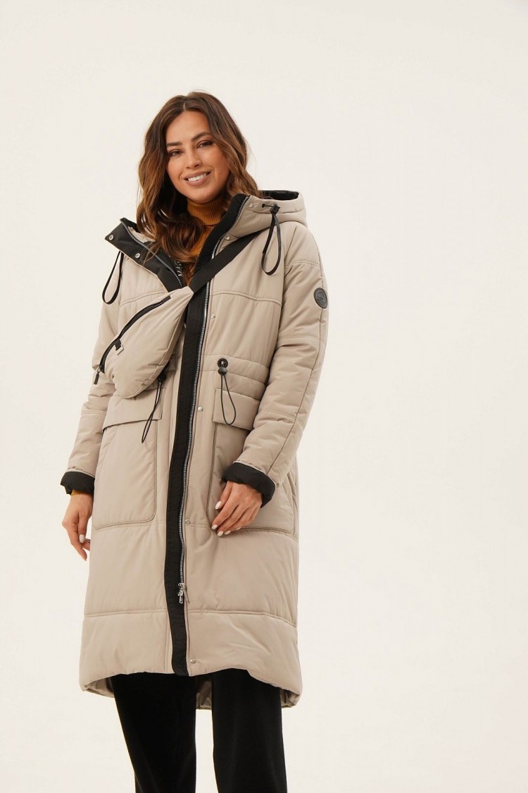 Женское пальто Maritta LEVKOY(ЛЕВКОЙ)      Размеры(EUR) 48 Утеплитель-изософт(200гр). Длина 110см. Цвет: 16-бежевый